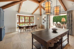 8 bedroom Villa in Los Verdiales, Golden Mile, Marbella