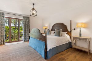 8 bedroom Villa in Los Verdiales, Golden Mile, Marbella