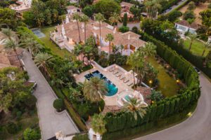 8 bedroom villa los verdiales golden mile marbella 61