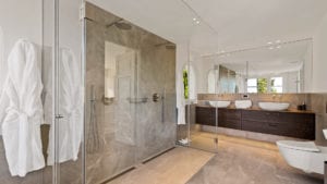 Luxury bathroom Villa la Perla Luxury rentals Marbella