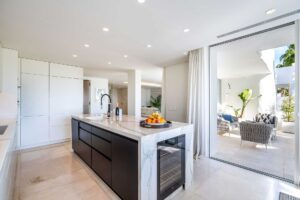 Open Kitchen Design - Duplex Penthouse in Puente Romano resort, Marbella - Drago 32 13