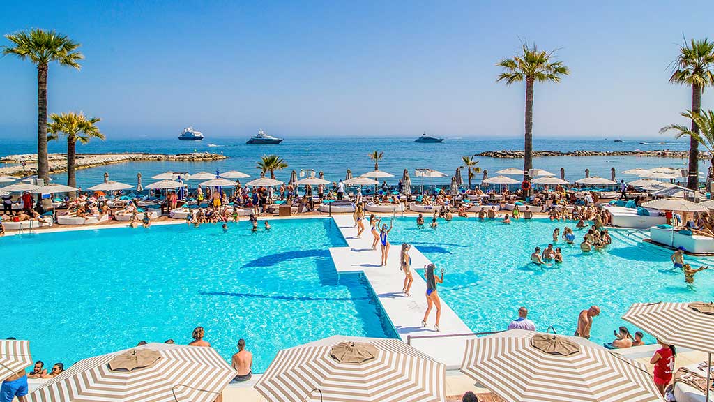 Le Guide Swish des clubs de plage à Marbella en 2022 - Ocean club