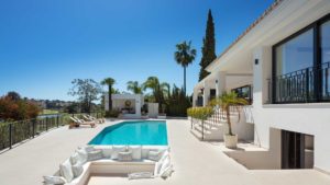 Villa Mercedes, 5 Bedroom villa in Las Brisas Golf, Nueva Andalusia, Marbella