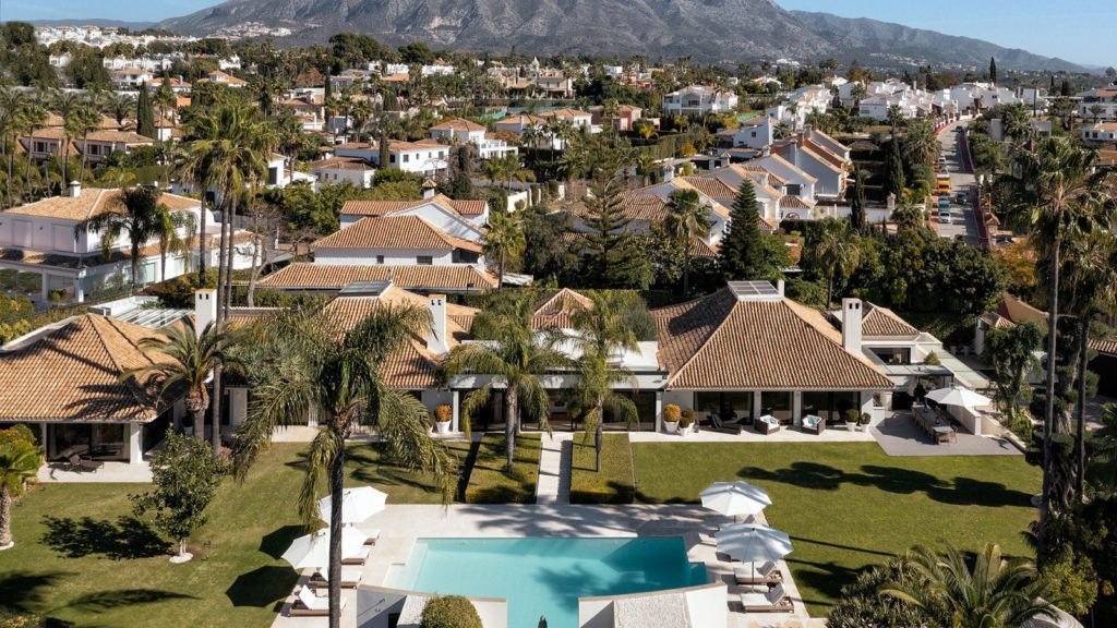 Villa Jazmin, frontline golf villa in Nueva Andalucia, Marbella corporate events