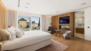 Luxury Beach Villa Golden mile, Marbella
