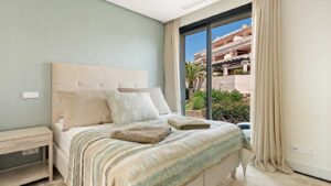 Modern villa in Nueva Andalucia - Golf Valley, Marbella