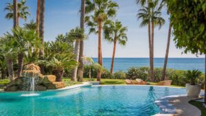 Beachfront Villa Sana, Los Monteros, Marbella