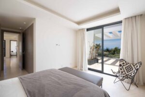 Villa Estrella, Altos Puente Romano, Marbella