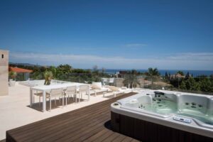Villa Estrella, Altos Puente Romano, Marbella