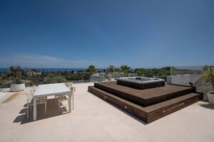 Villa Estrella, Altos Puente Romano, Marbella