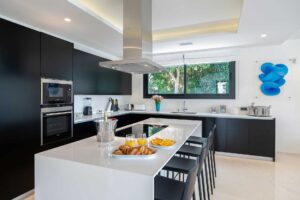 villa eva los olivos nueva andalucia 18