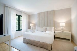 Villa Shakira, Sierra Blanca, Marbella