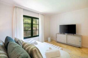 Villa Shakira, Sierra Blanca, Marbella