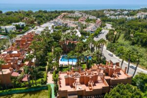 Ophelia 4 Bedrooms apartment, Altos de Puente Romano, Marbella
