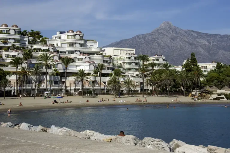 March in Marbella: Marbella’s Tranquil Transition to Spring