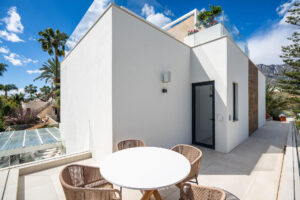 5 bedroom villa casablanca golden mile marbella (27)