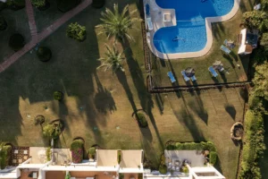 Swimming pool view - Luxury 3 bedroom apartment in Nueva Andalucía, Marbella, Spain