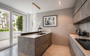 apartment in puente romano with sea view 034