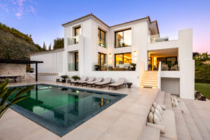 5 Bedroom Villa with sea view, Benahavís, Málaga