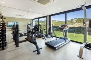 5 Bedroom Villa with sea view, Benahavís, Málaga