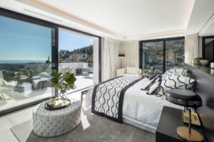 5 Bedroom Villa with sea view, Benahavís, Málaga