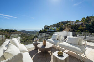 5 Bedroom Villa with sea view, Benahavís, Málaga