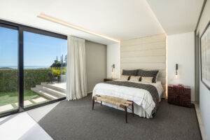 5 Bedroom Villa with sea view, Benahavís, Málaga