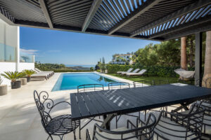 5 Bedroom Villa with sea view, Benahavís, Málaga