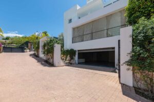 5 bedroom villa jomo marbella 24