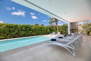 Salwater pool - 5 bedroom villa jomo marbella 42