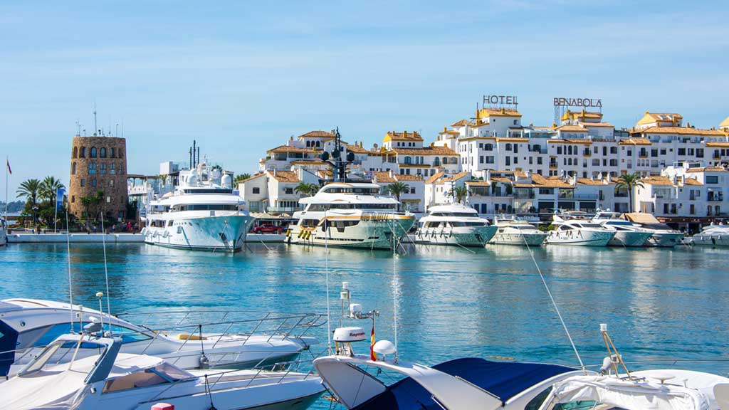 Luxury Yachts Puerto Banus, Marbella