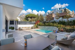 Swimming Pool - Villa in Sierra Blanca, Marbella, Spain