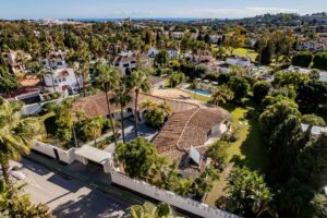 Villa Palm Springs, La Cerquilla, Nueva Andalucía, Marbella, Spain