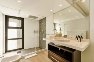 Bathroom - Villa Palm Springs, La Cerquilla, Nueva Andalucía, Marbella, Spain