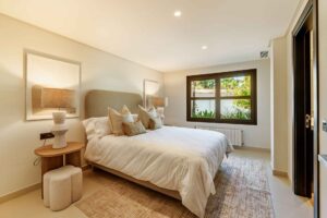 Bedroom - Villa Palm Springs, La Cerquilla, Nueva Andalucía, Marbella, Spain