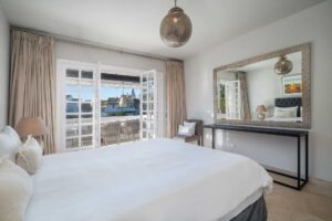 Chic Mediterranean 3-Bedroom Retreat at Puente Romano