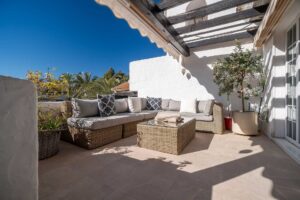 Chic Mediterranean 3-Bedroom Retreat at Puente Romano