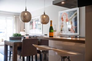 Chic Mediterranean 3-Bedroom Retreat at Puente Romano