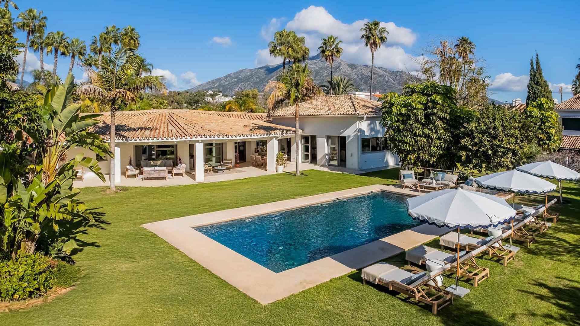 Villa Palm Springs, La Cerquilla, Nueva Andalucía, Marbella