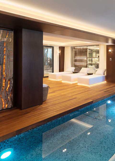 Villas With Indoor Pools