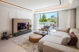 Living Room – Elegant 3-Bedroom Apartment in Puente Romano, Marbella