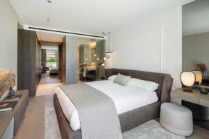Bedroom – Elegant 3-Bedroom Apartment in Puente Romano, Marbella