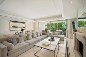 5 Bedrooms Townhouse Sierra Blanca del Mar (1)