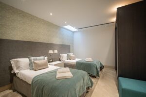 5 Bedrooms Townhouse Sierra Blanca del Mar (11)
