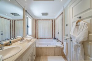 5 Bedrooms Townhouse Sierra Blanca del Mar (24)