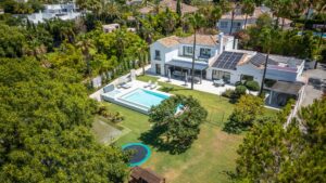 6 bedroom villa in guadalmina baja marbella (13)
