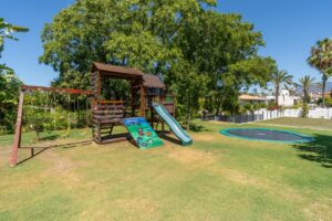 6 bedroom villa in guadalmina baja marbella (20)