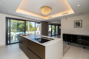 6 bedroom villa in guadalmina baja marbella (38)