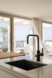 duplex penthouse with panoramic sea views in marbella (20)