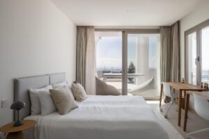 duplex penthouse with panoramic sea views in marbella (59)